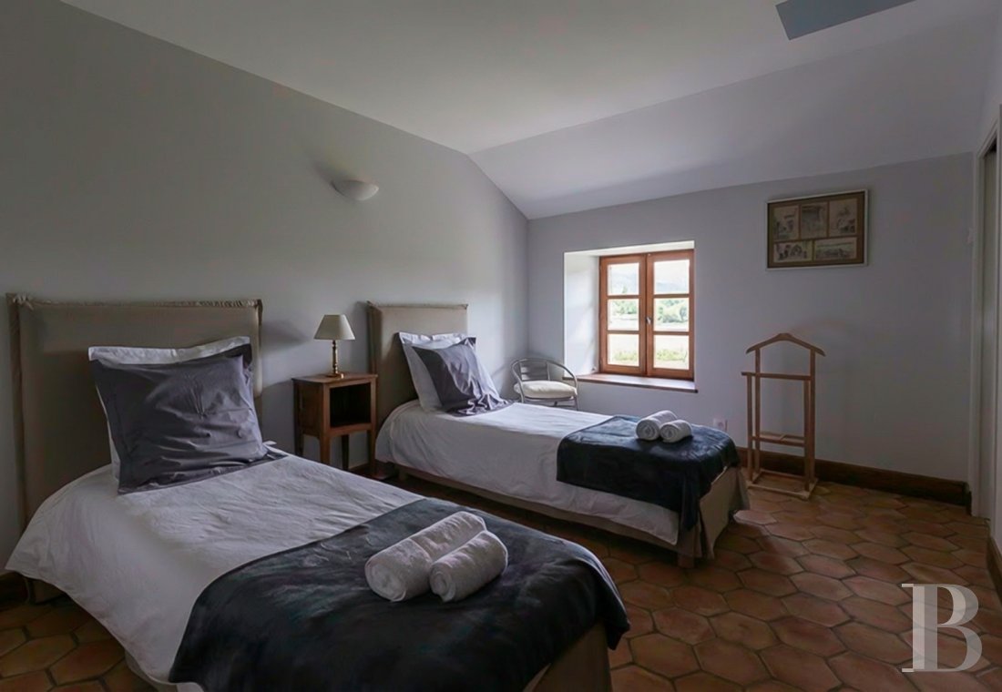 En Ardèche, à Saint-Alban-Auriolles, une ancienne ferme du 17e siècle à l’ombre d’un château - photo  n°18